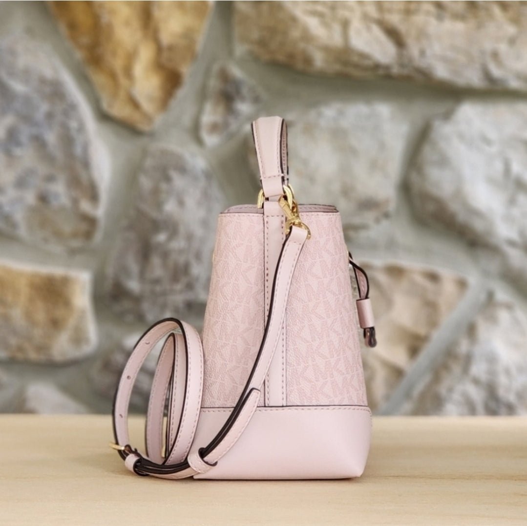 Michael Kors Mercer Logo SM Crossbody Pink