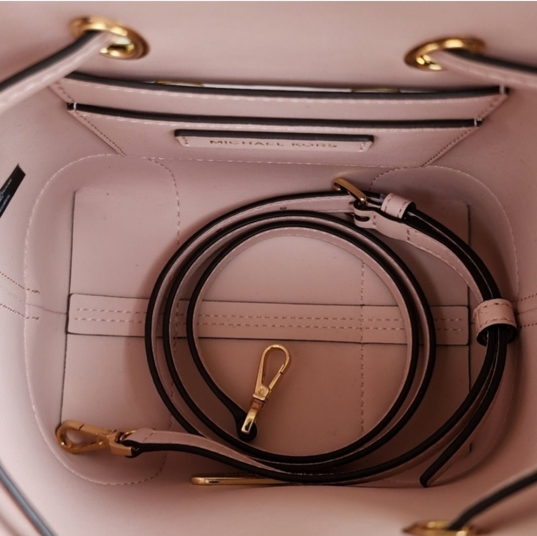 Michael Kors Mercer Logo SM Crossbody Pink